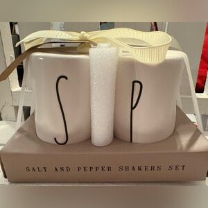 Rae Dunn White S&P Set